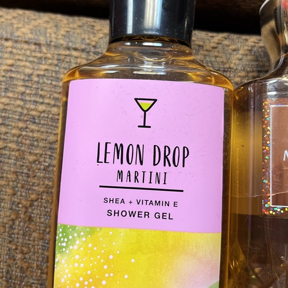 Bath and body lemonade drop martini and vanilla mocha martini body wash - Picture 2 of 5